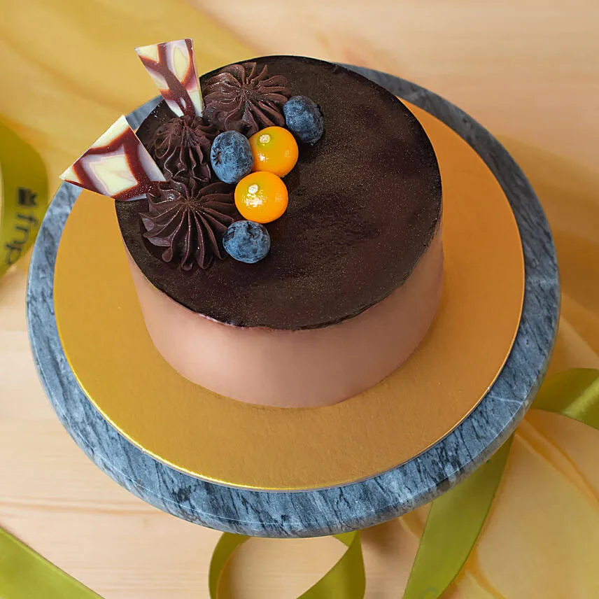 Alluring Mixed Flowers Bouquet with Chocolate Cake