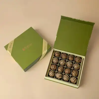 Exquisite Ramadan Chocolate Box - 16 Piece Assortment