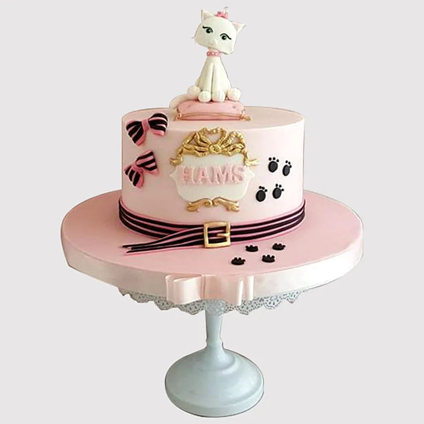 Adorable Cat Cake