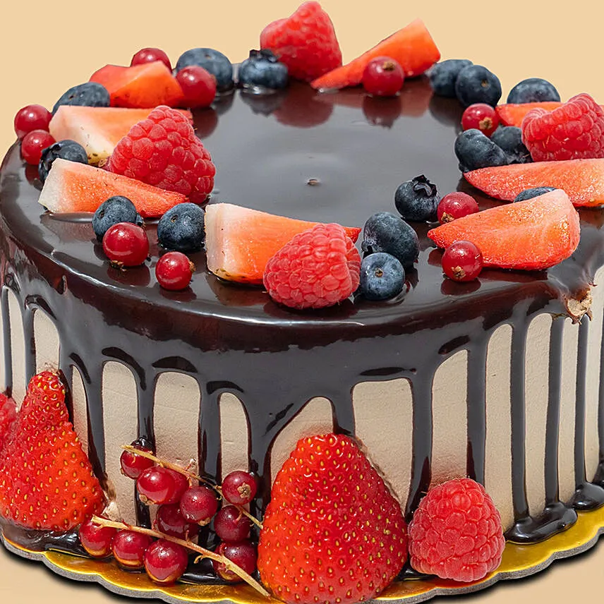 Loaded Love Choco Berry Delight Cake