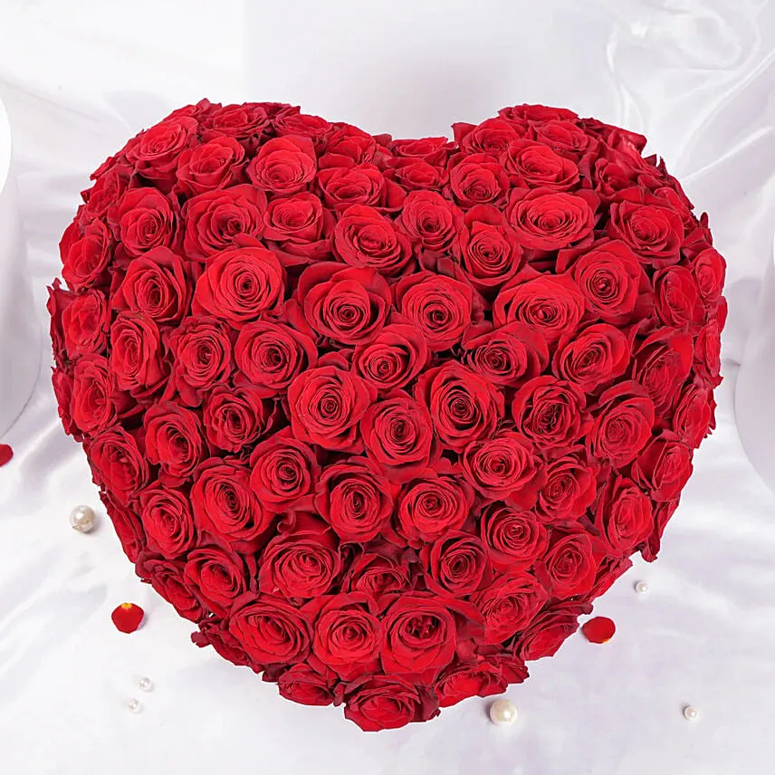 Red Roses Valentines Heart Shape Box