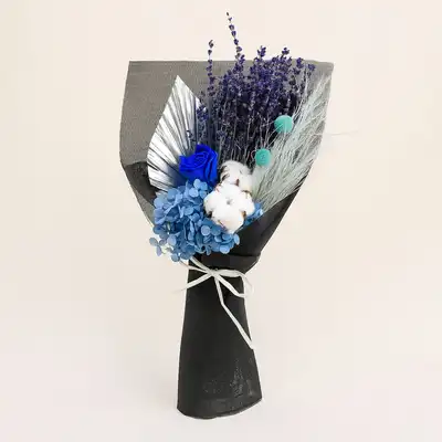Spellcaster Floral Bouquet