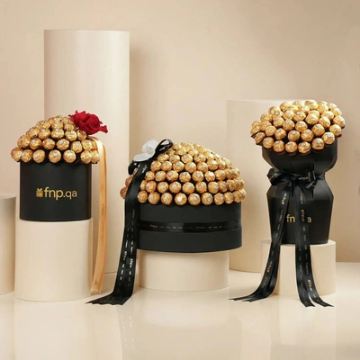 Luxurious Ferrero Gold Signature Chocolate & Rose Gift Box