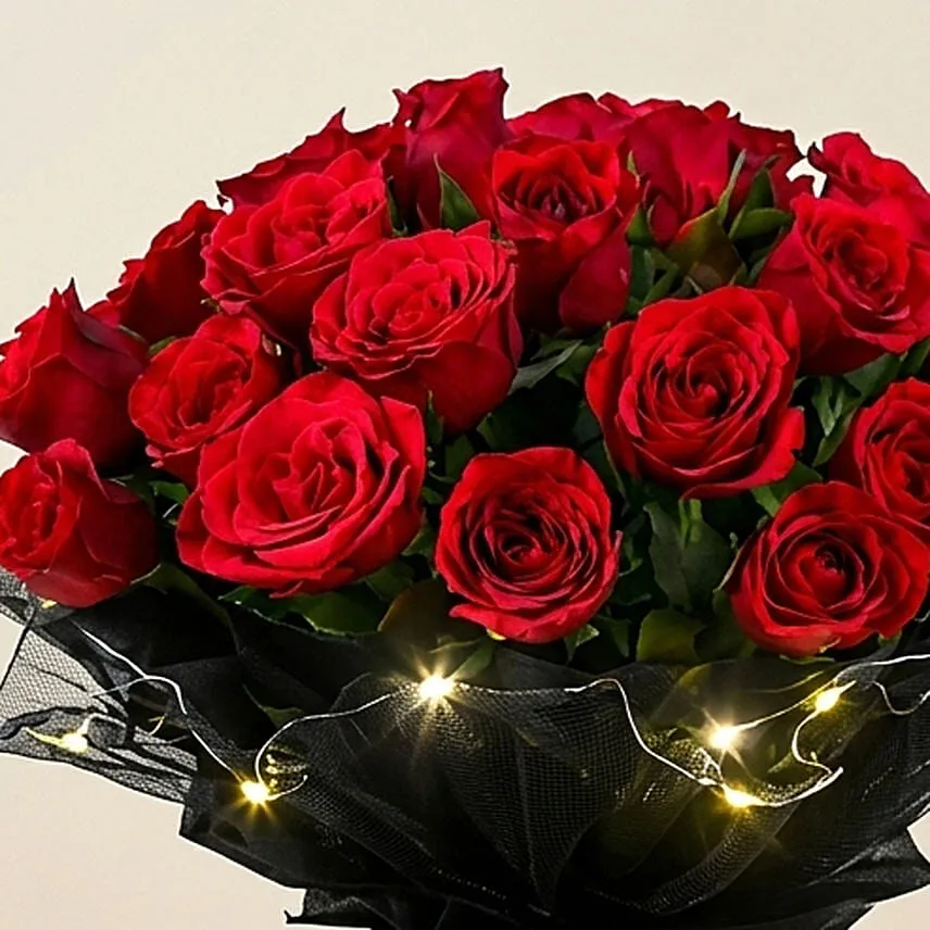 LED Elegance Rose Bouquet