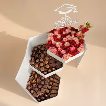 Exquisite Opera Graduation Signature Rose Box with Chocolates