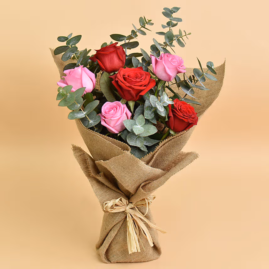 3 Pink 3 Red Roses Bouquet With Mini Moet Champagne For Valentines