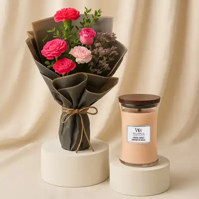 Coastal Sunset Large Hourglass – Warm Touch Hand Bouquet with Fragrant Elegance