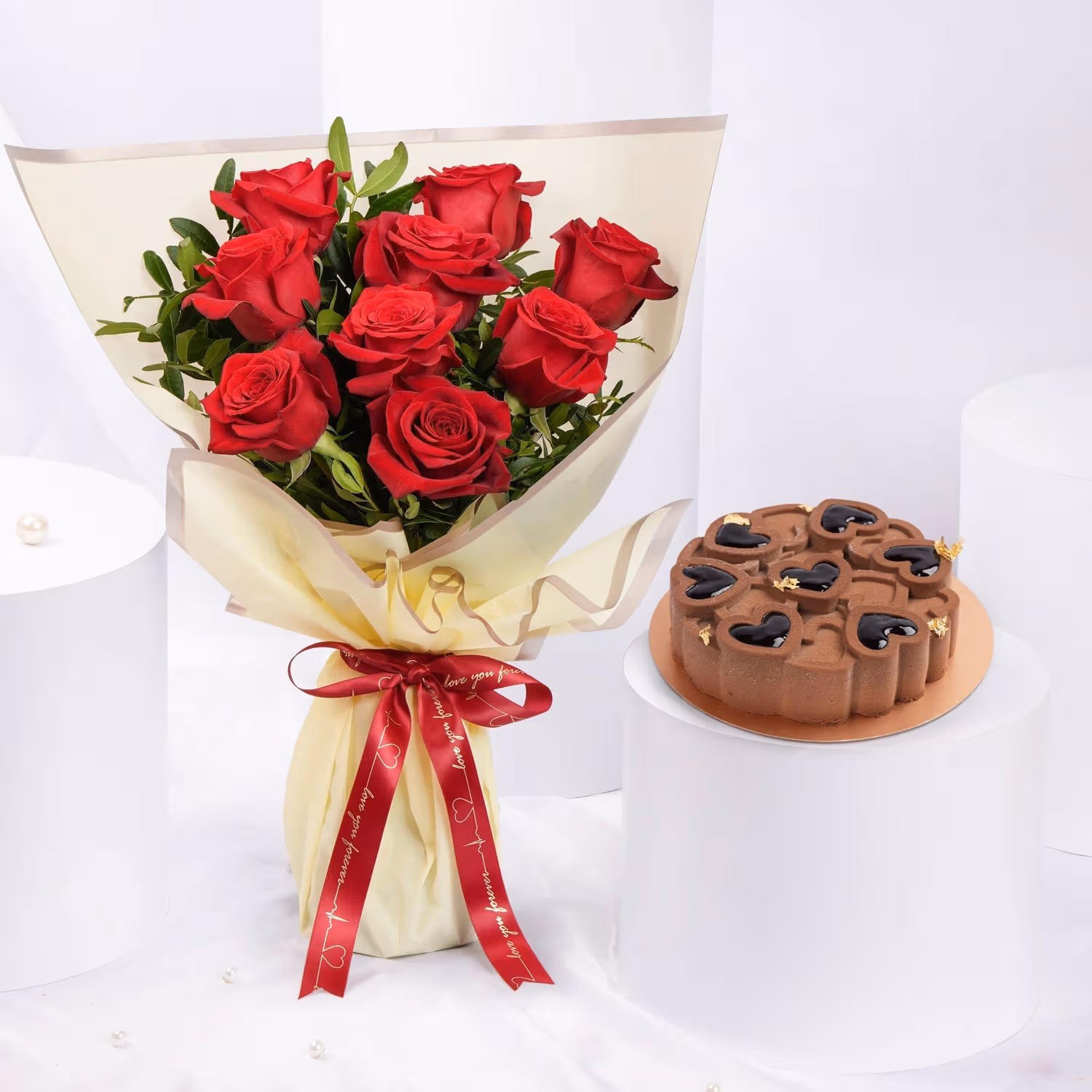 Romantic Red Rose Bouquet with Decadent Chocolate Cake - Perfect Gift for Loved Ones