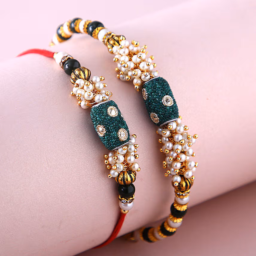 Sneh Pearl Bhaiya Bhabhi Rakhi & Ferrero Rocher Box