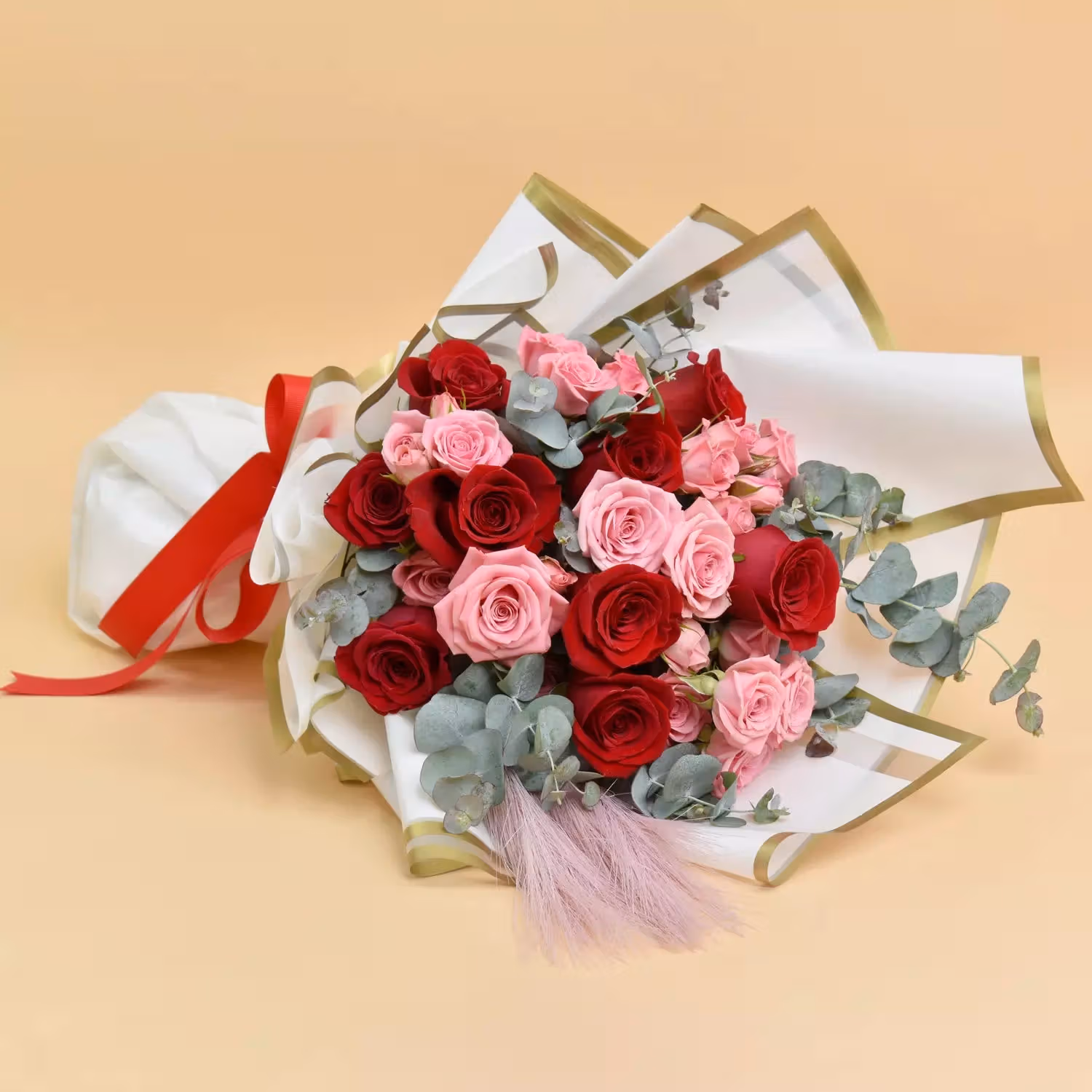 Red and Pink Roses Beauty Bouquet