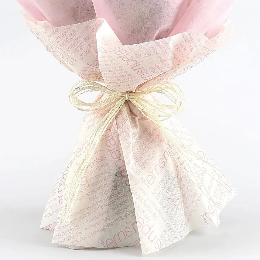 Mesmerizing Love Pink Roses Bouquet