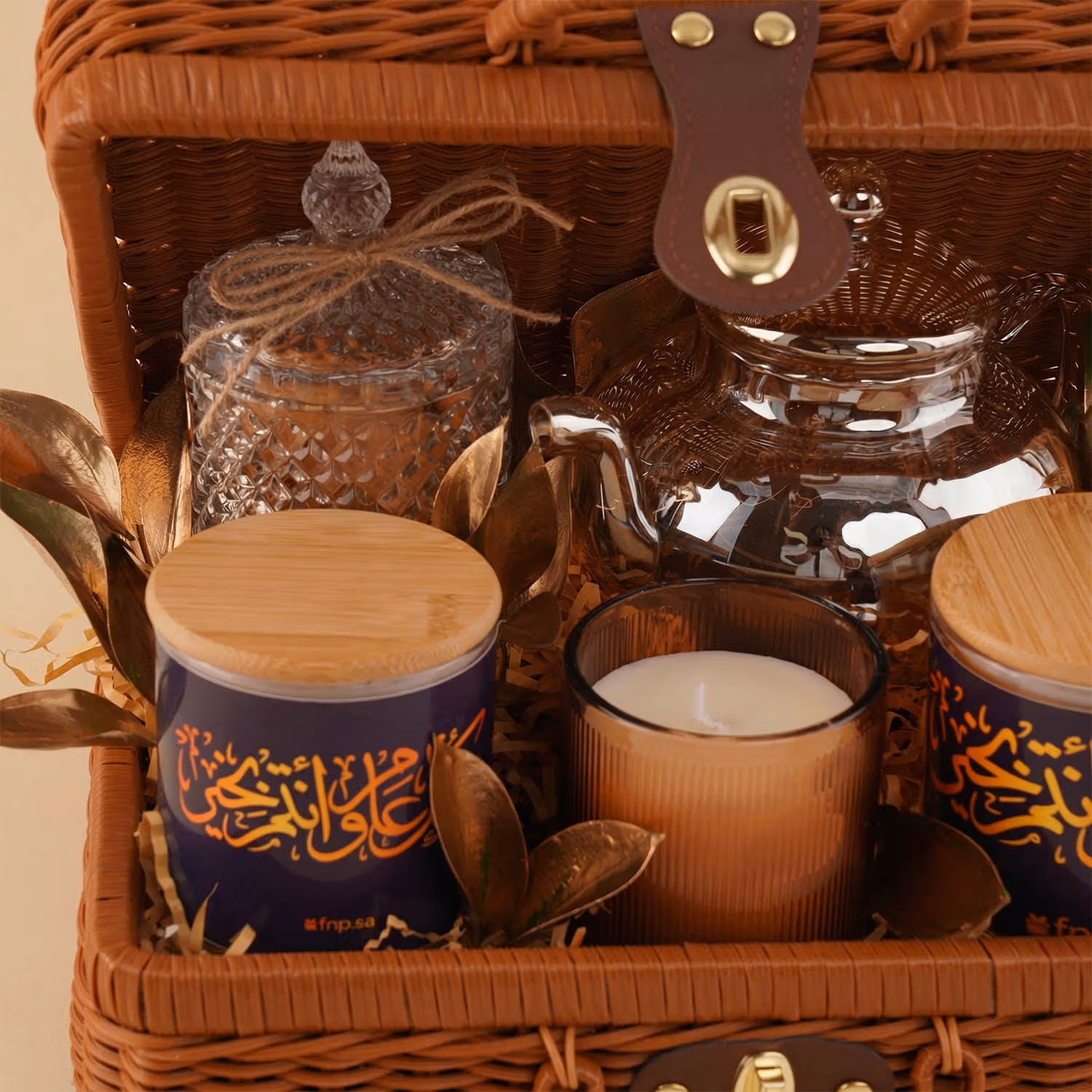 شنطة ضيافة رمضان مع ابريق شاي