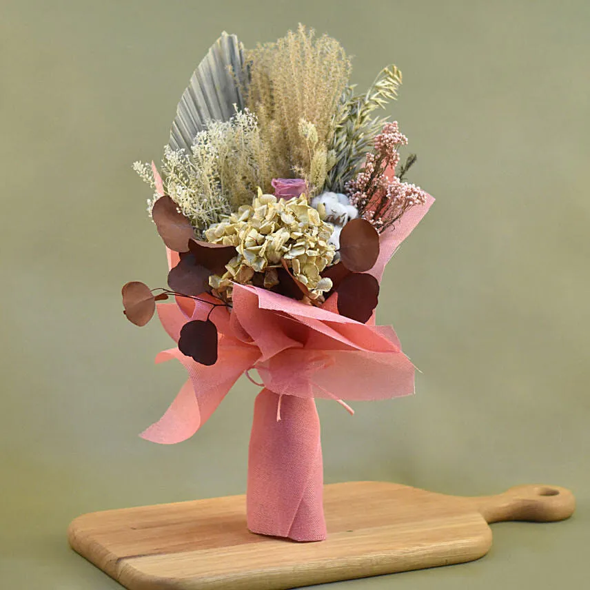 A Queen's Throne Floral Bouquet