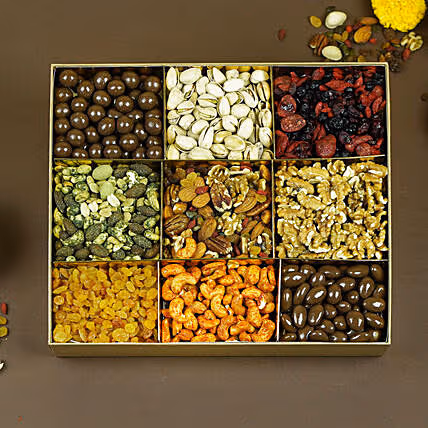Premium Nuts N Berries Collection Box