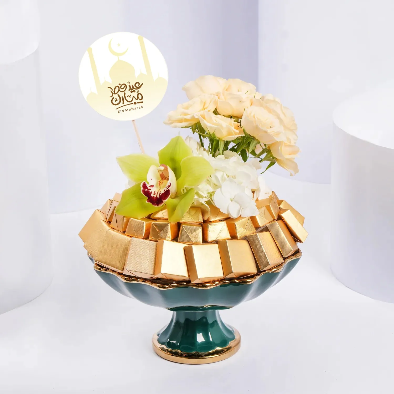Elegant Eid Mubarak Floral and Chocolate Gift Arrangement
