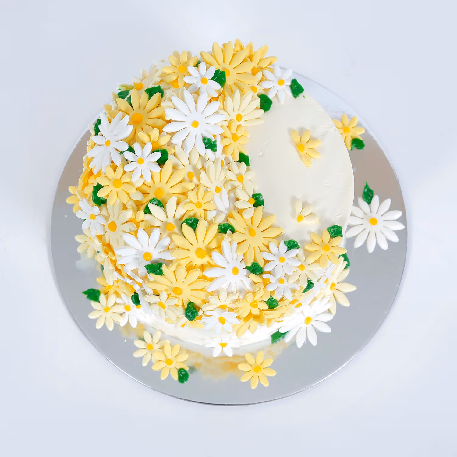 Elegant Floral Design Chocolate Cake with Butter Cream Fondant Flowers - 1kg