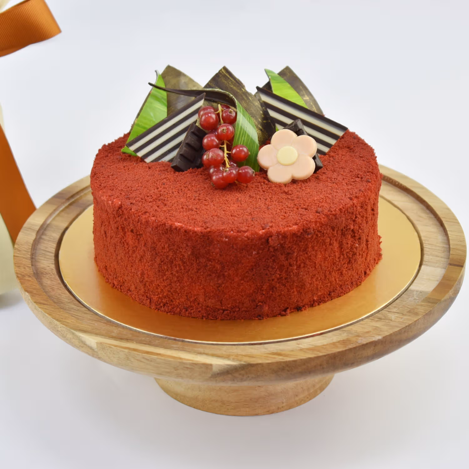 Elegant Red Velvet Cake with a Bouquet of 3 Red Roses