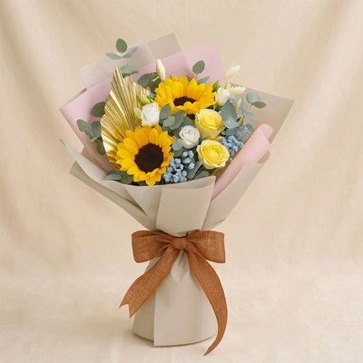 Timeless Mixed Flowers Bouquet