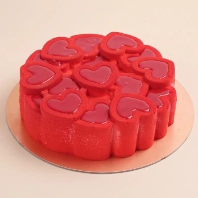 Exquisite Half Kg Heart-Shaped Red Velvet Cake