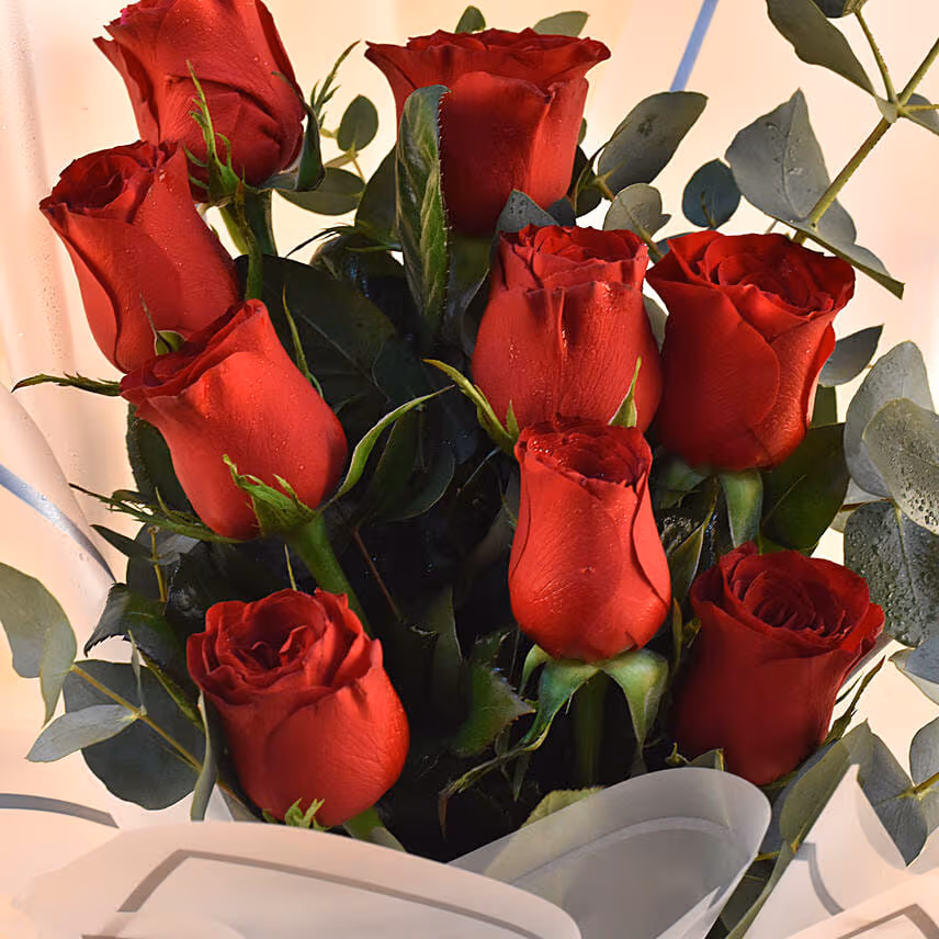 Hot Red Roses Hand Bouquet