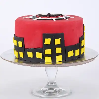 Round Fondant Spiderman Cake