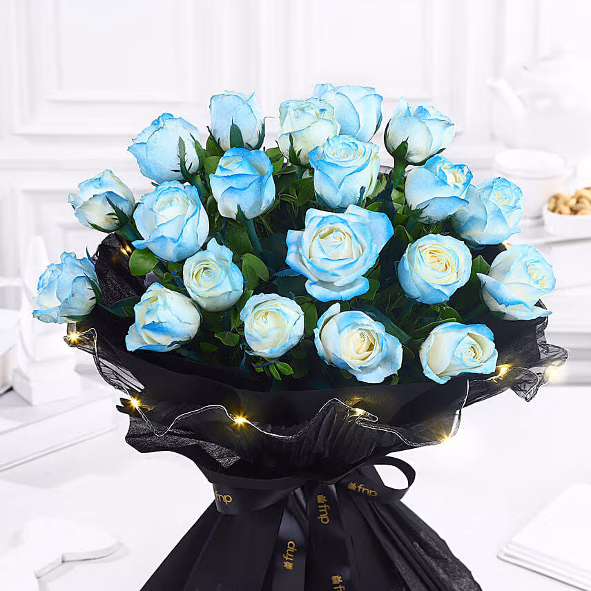 Shimmering Rose Bouquet For Super Dad