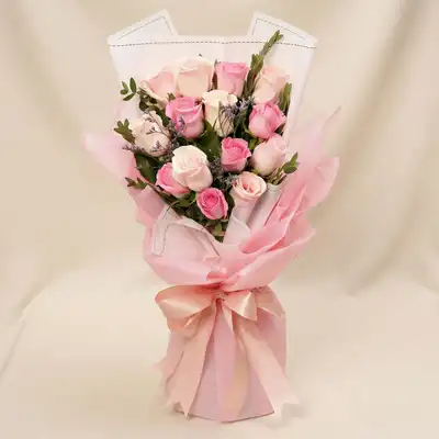 14 Mixed Roses Bouquet