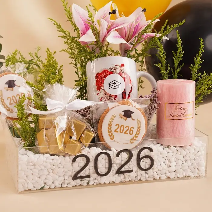 Grad Cap Roses Bouquet