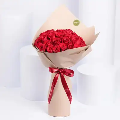 Elegant 35 Red Roses Love Bouquet - Perfect Gift for Romantic Occasions