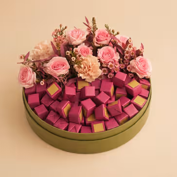 Pink Chocolates n Flower Tray