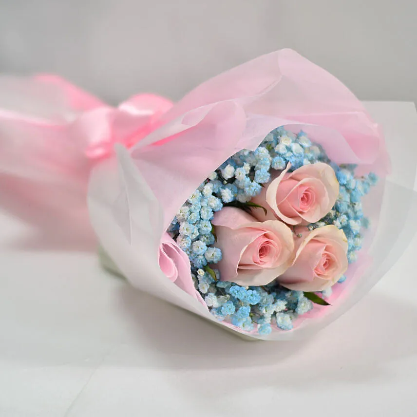 Lovely Pink Rose Baby Breath Bouquet With Balloons