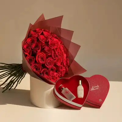 Exquisite Valentine Luxury Gift Set with 35 Red Roses & Little Hearts Perfume