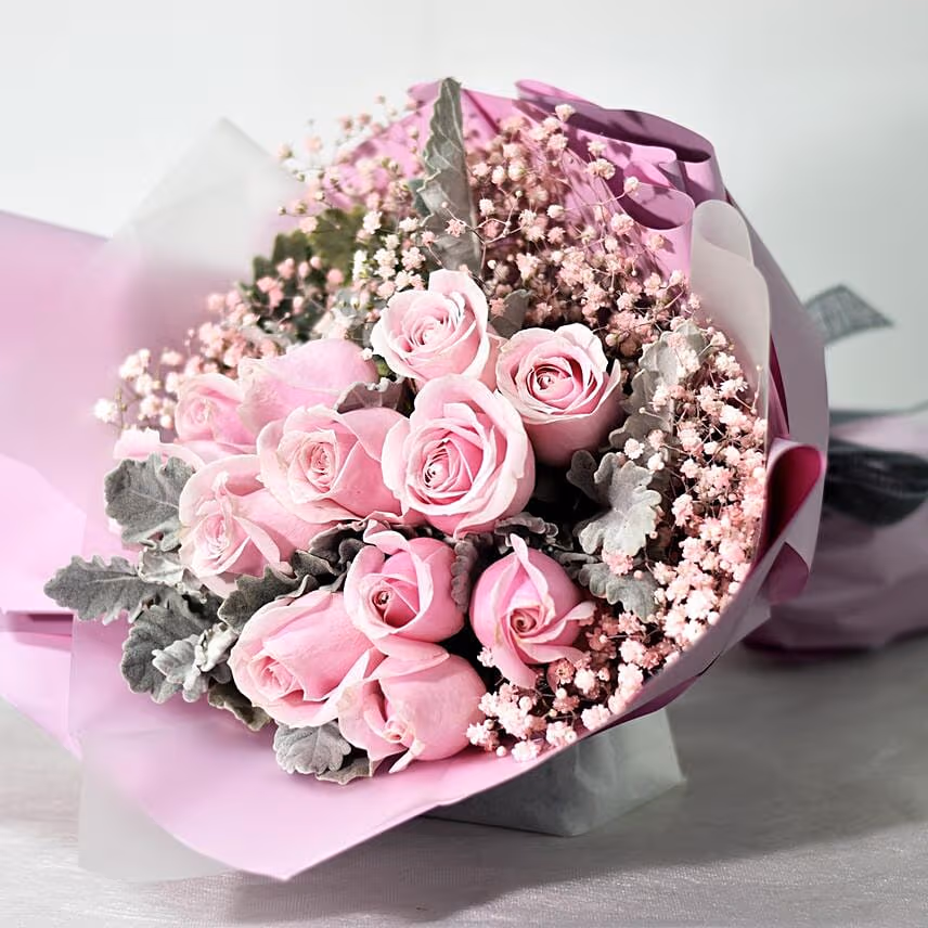 Beautiful Pink Roses Bouquet With Ferrero Rocher