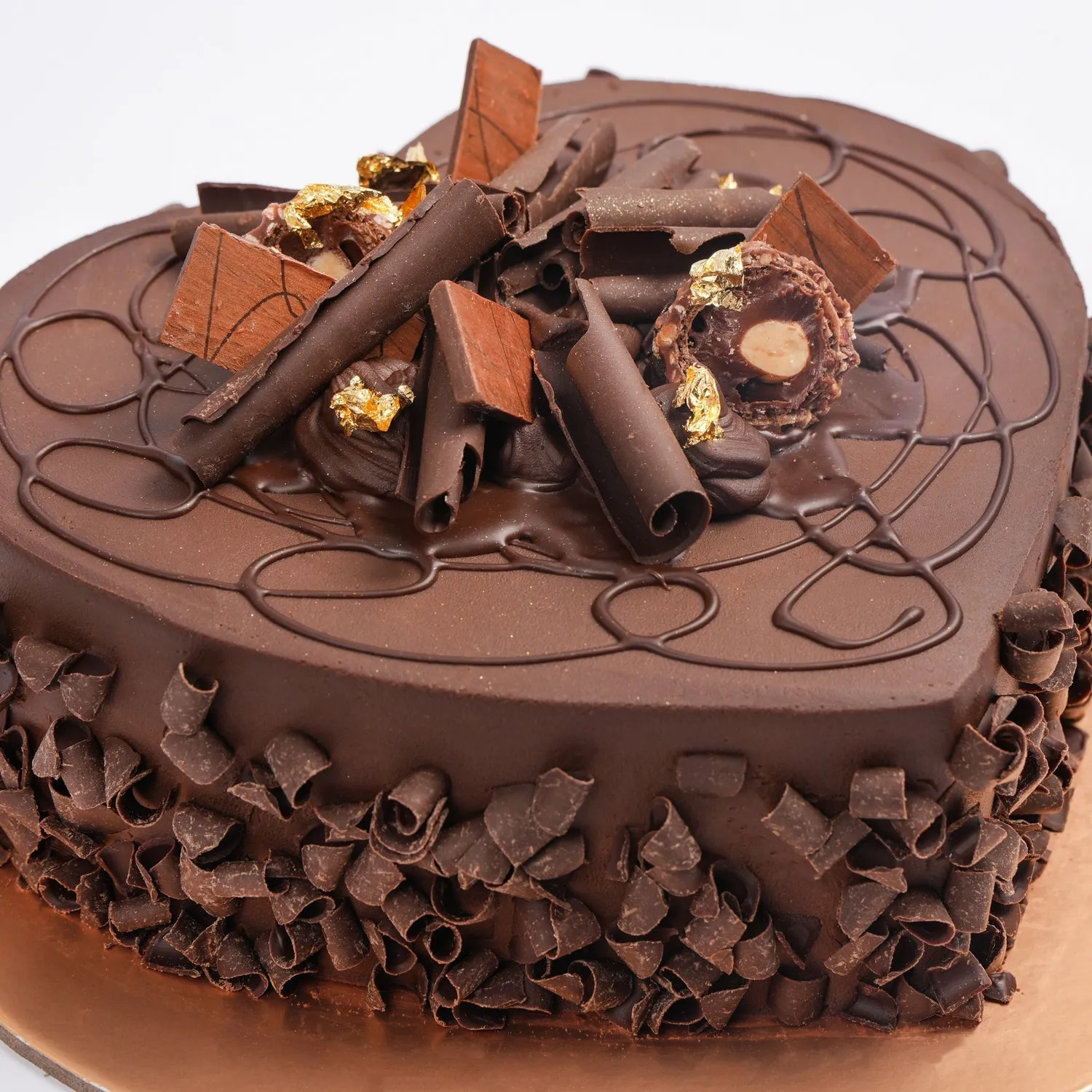 Elegant Red Roses Bouquet and Decadent Chocolate Cake Combo