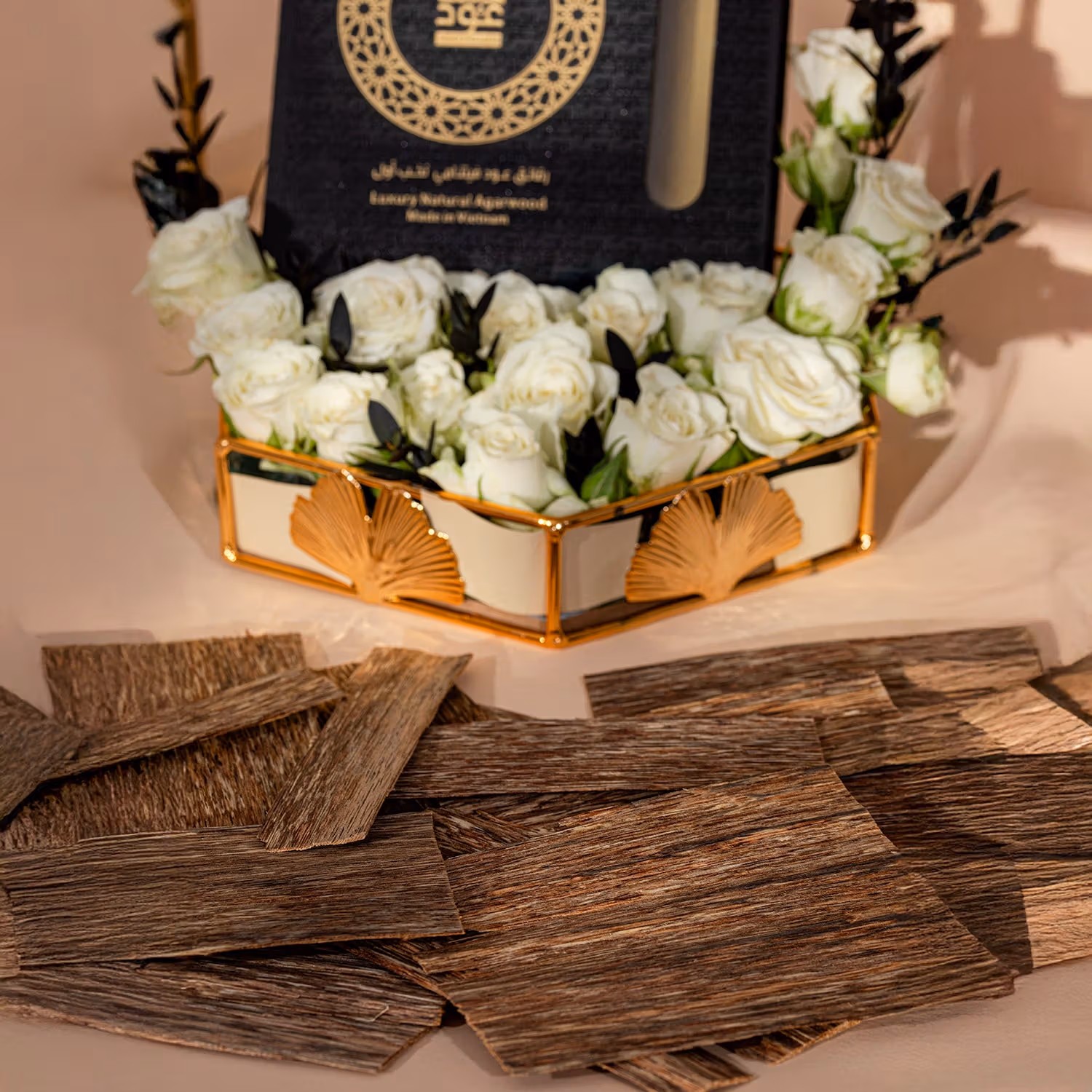 Ramadan Mystic: Luxurious 6 Tola Vietnamese Oud Chips & White Roses Gift Set