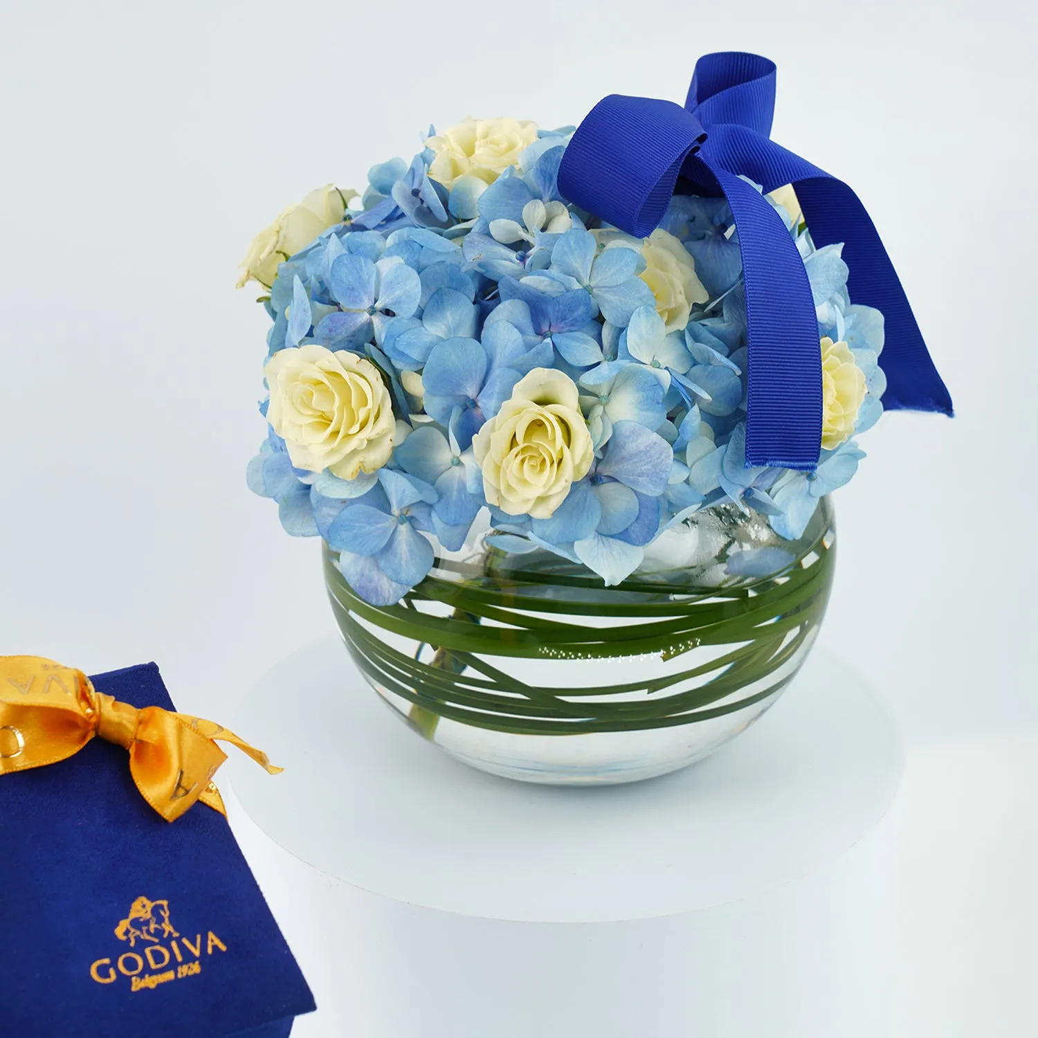 Luxurious Godiva Mini Royal Box with Navy Blue Hydrangea Vase Set