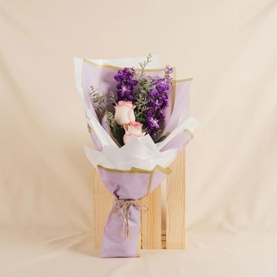 Imposing Matthiola & Roses Bouquet