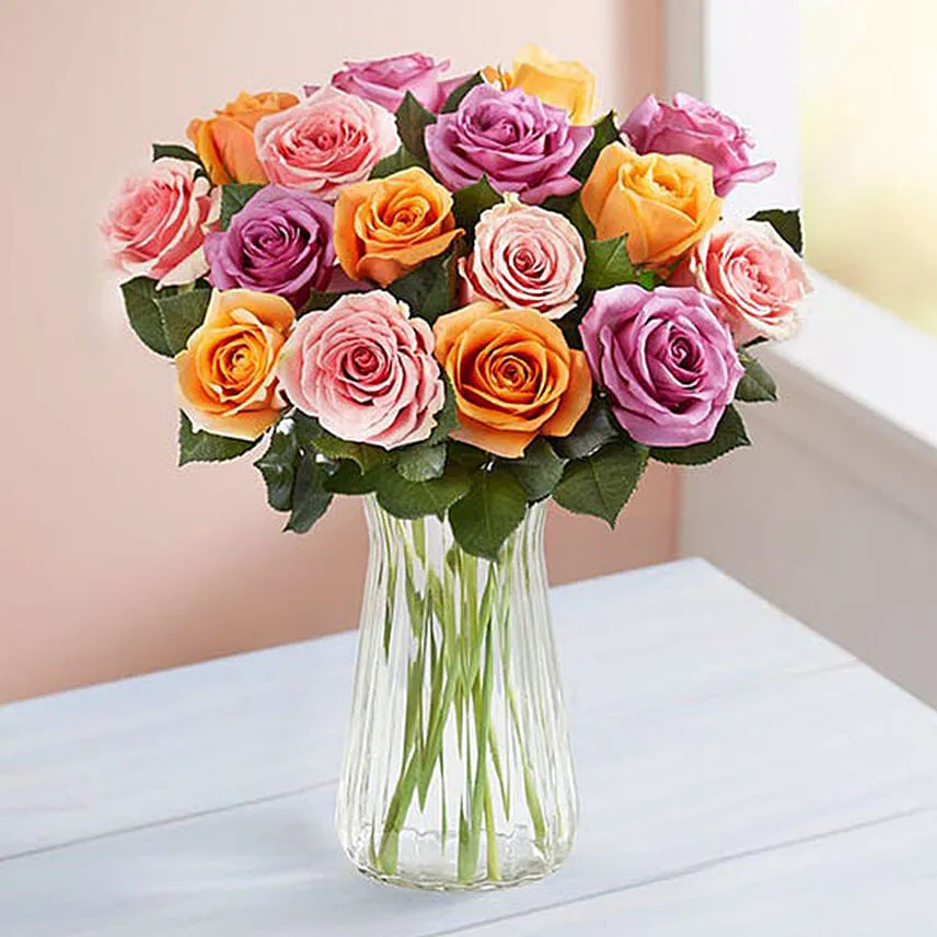 Beautiful 18 Mixed Roses Arrangement Mousse Cake