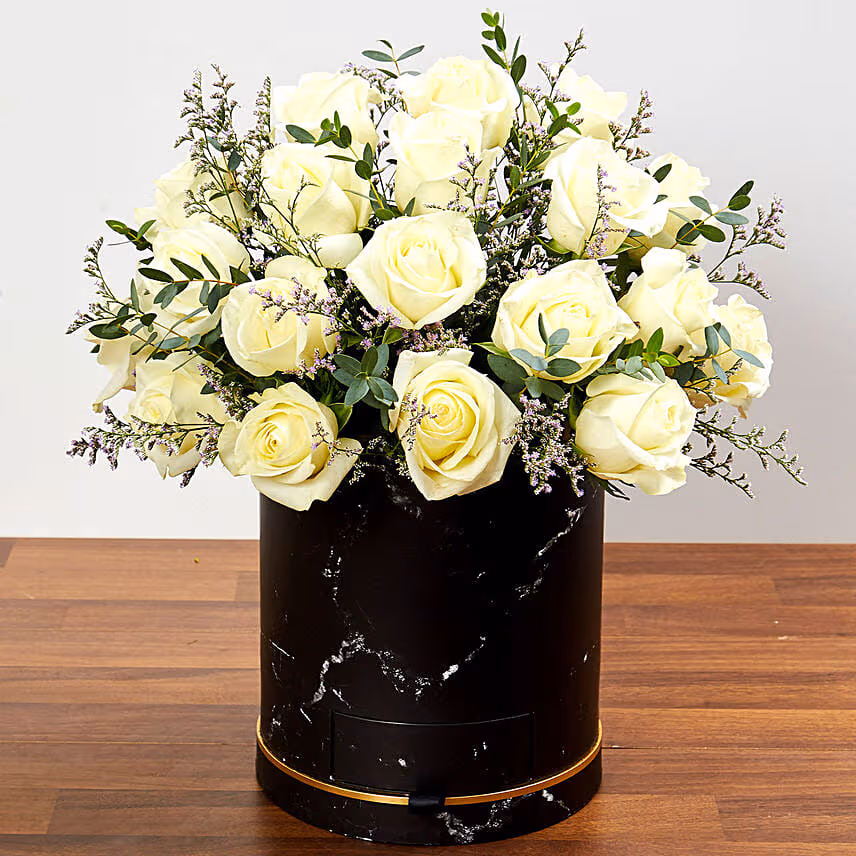 Box of 30 White Roses Arrangement