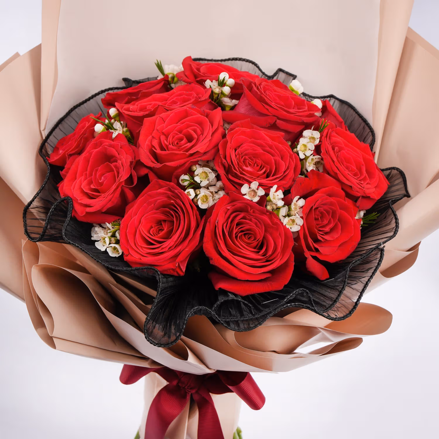Elegant 15 Red Roses Bouquet for Graduation Celebration