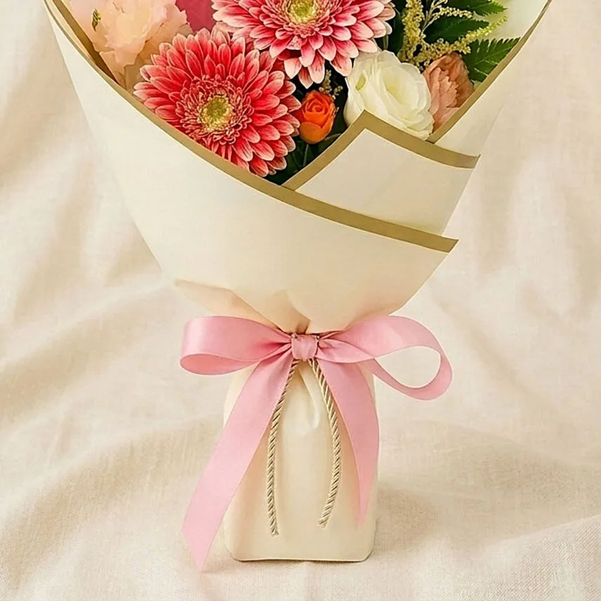 Chocolate and Gerbera Bouquet