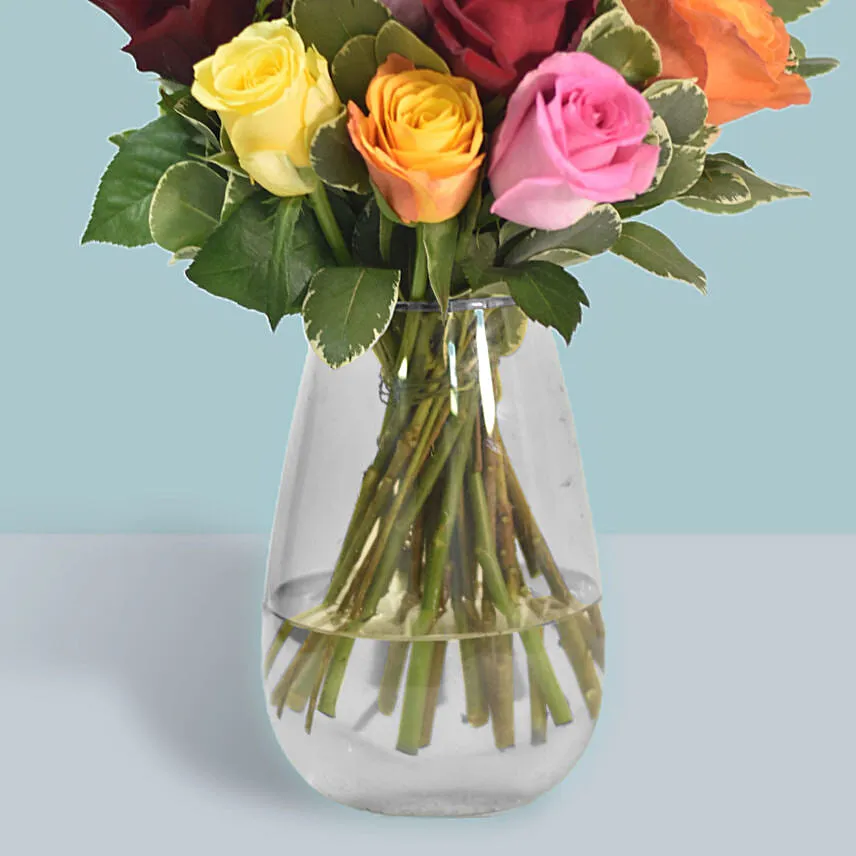 20 Vivid Roses in Vase