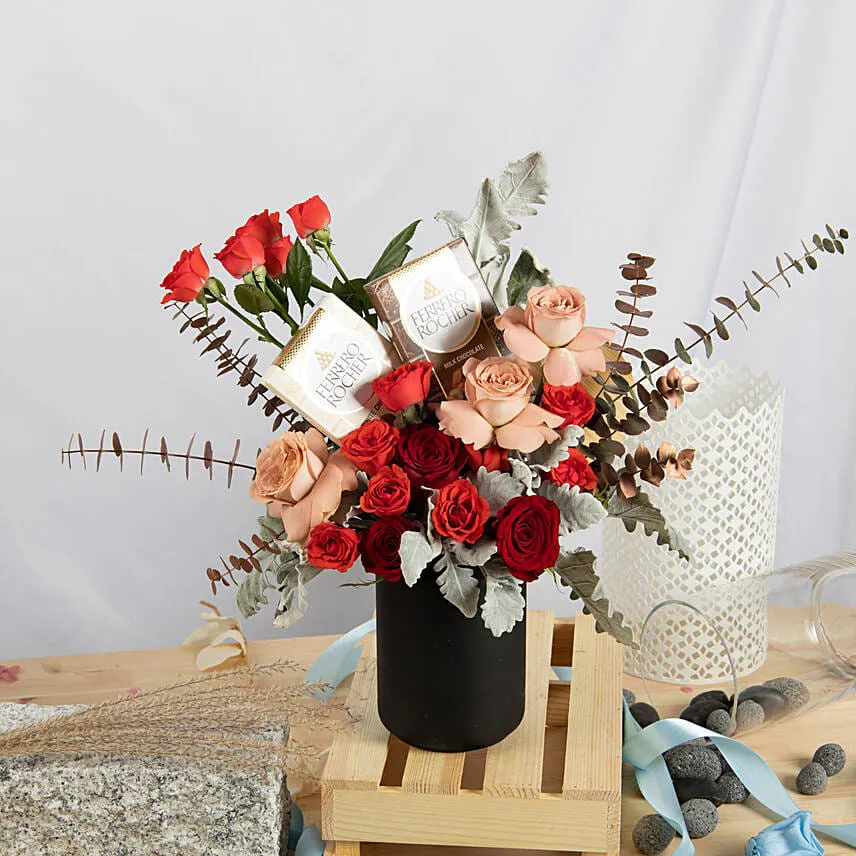 Majestic Roses Jar with Ferrero Chocolate Bars