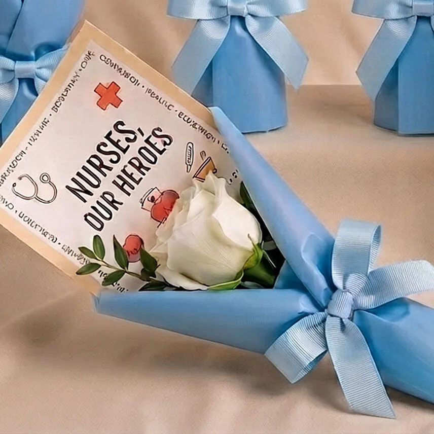 Nurses, Our Heroes - White Rose Mini Bouquet x5