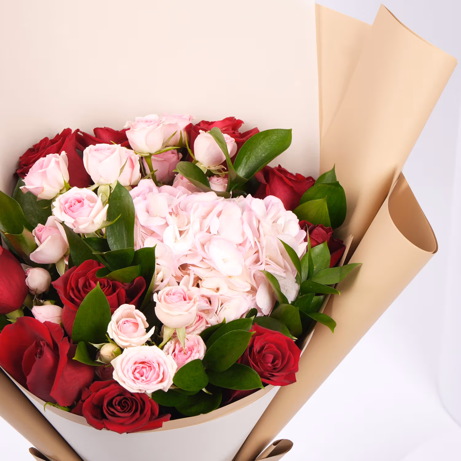 Heartfelt Mother's Day Flower Bouquet with Roses and Hydrangea