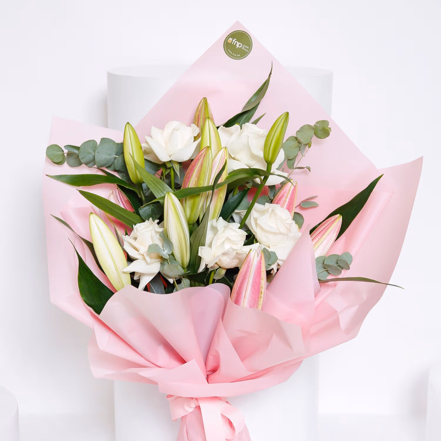 Elegant Mixed Roses and Lilies Bouquet for Mother's Day Celebration