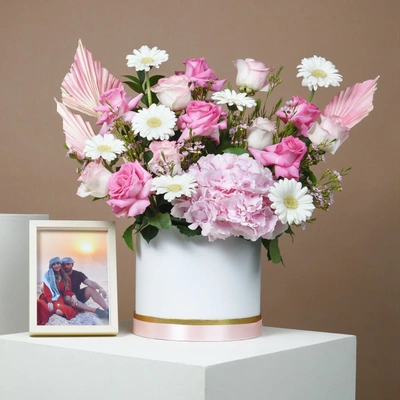 Dazzling Floral Elegance with Photo Frame Gift Set