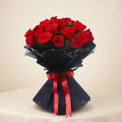 LED Elegance Rose Embrace Bouquet