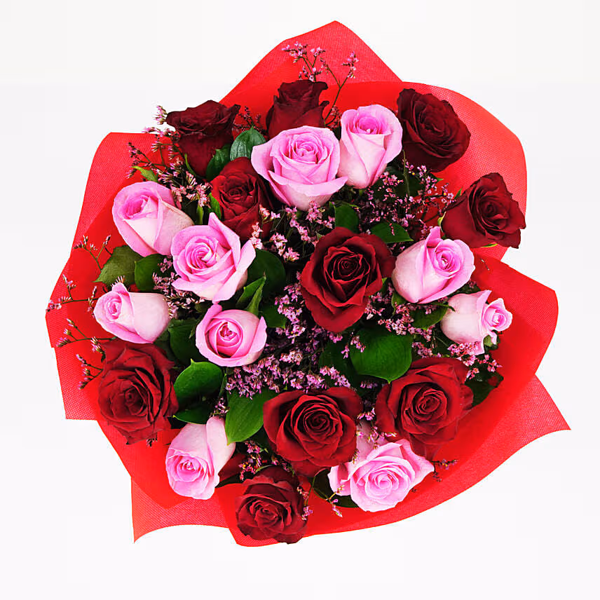 10 Pink & 10 Red Roses Bouquet With Mini Moet Champagne 200 Ml