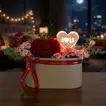 تنسيق زهور الحب الأبدي لعيد الحب